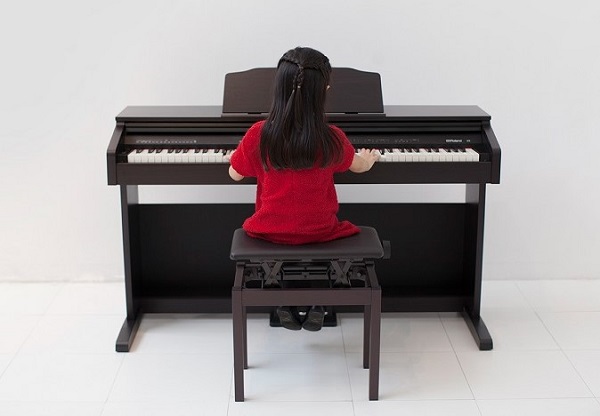 các loại đàn piano điện cho bé