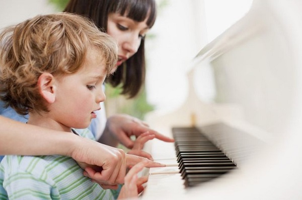 Các lưu ý khi bắt đầu lộ trình học đàn piano