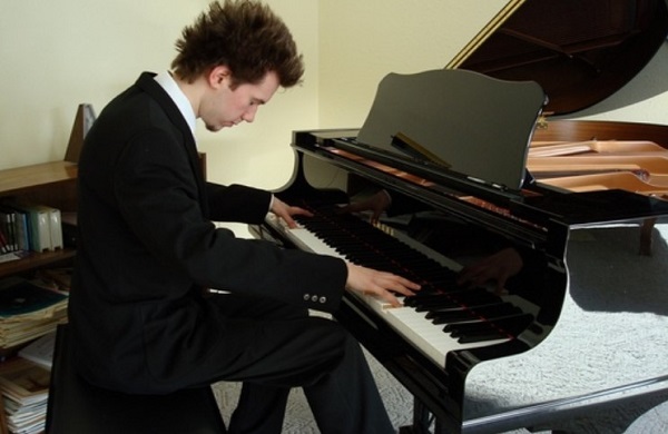 kinh nghiệm mua đàn piano cơ - xác định mục tiêu và ngân sách