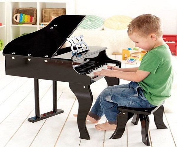 kinh nghiệm mua đàn piano điện cho bé