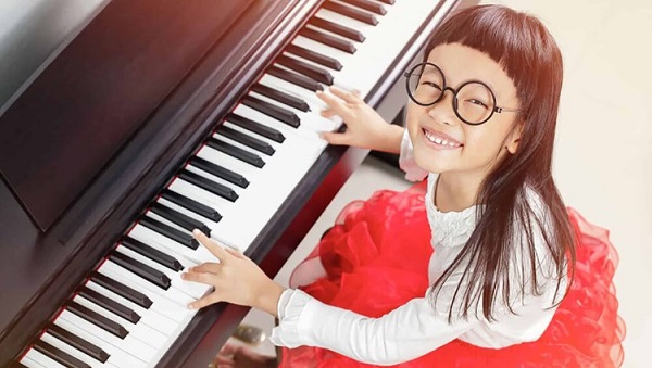 Lợi ích của việc chơi đàn piano đối với cảm xúc