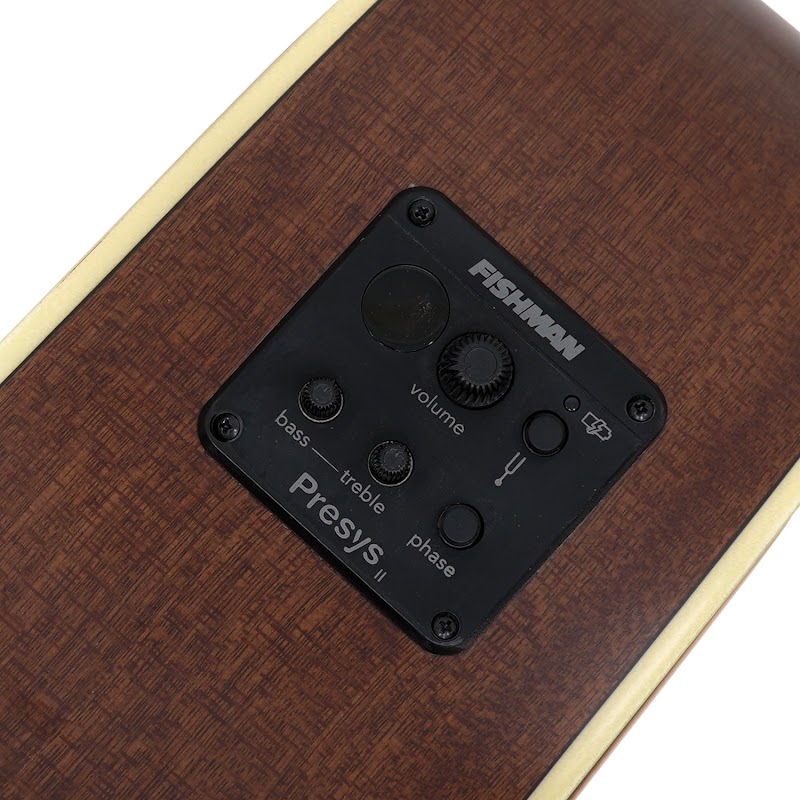 EQ trên guitar saga sf700E