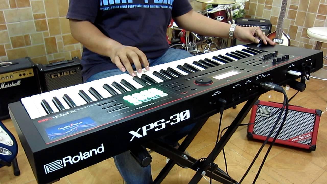 Đàn organ Roland XPS 30