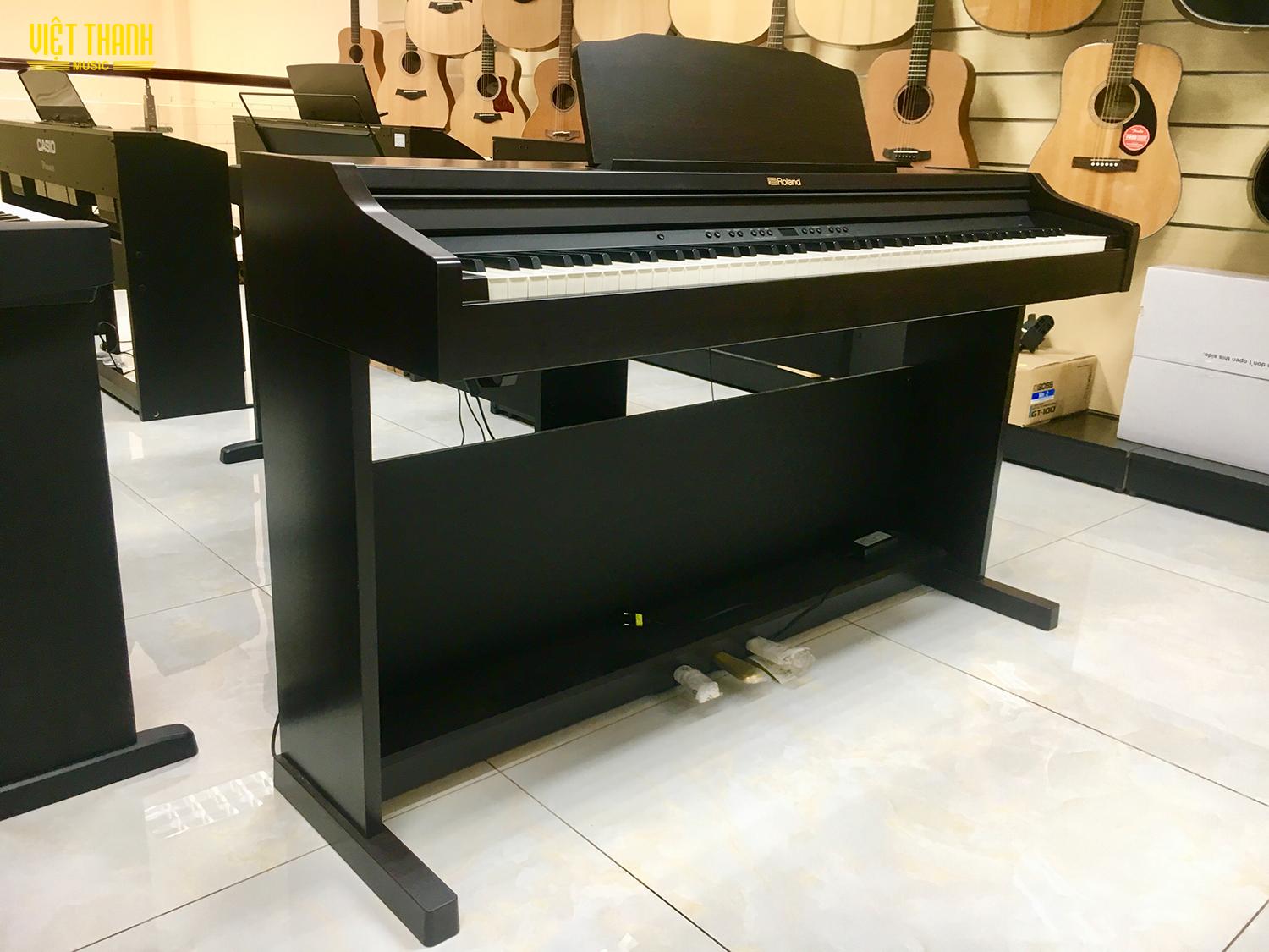 Đàn piano điện Roland RP-302 có thiết kế sang trọng