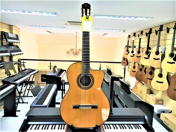 Takamine GC5CE NAT