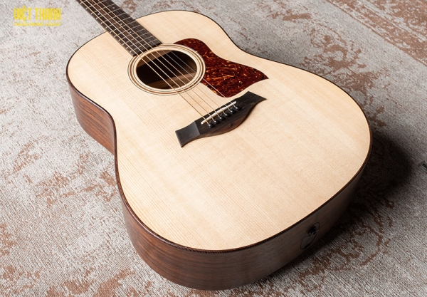 Đàn guitar Taylor AD17E