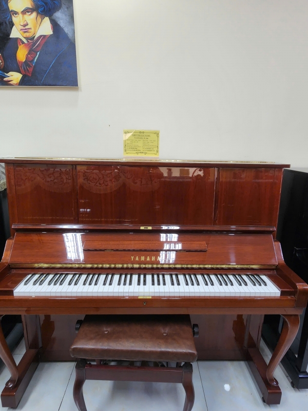 Đàn Piano Yamaha W106B