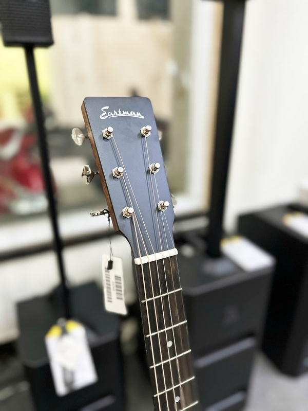 Guitar Eastman E3OM3