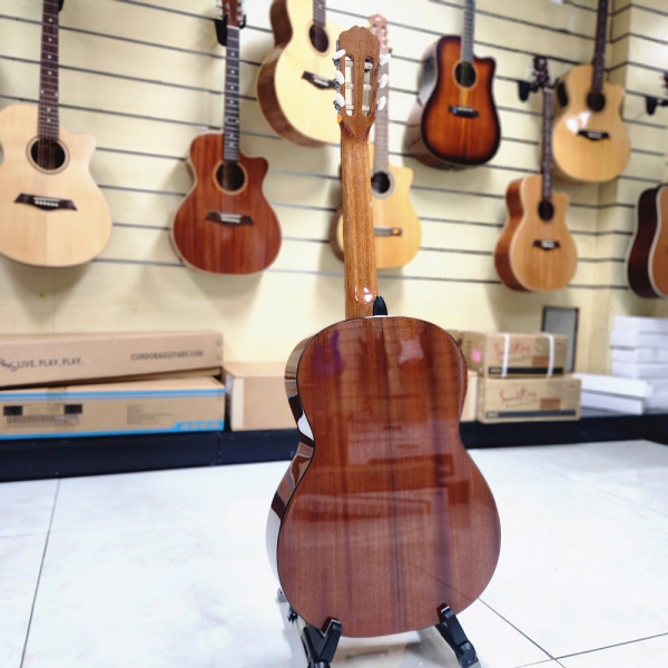 Takamine GC3 NAT