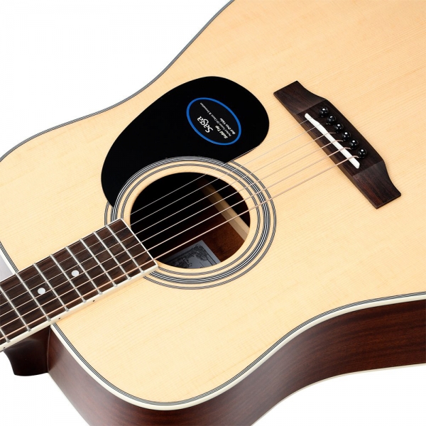 Đàn guitar Saga SF700