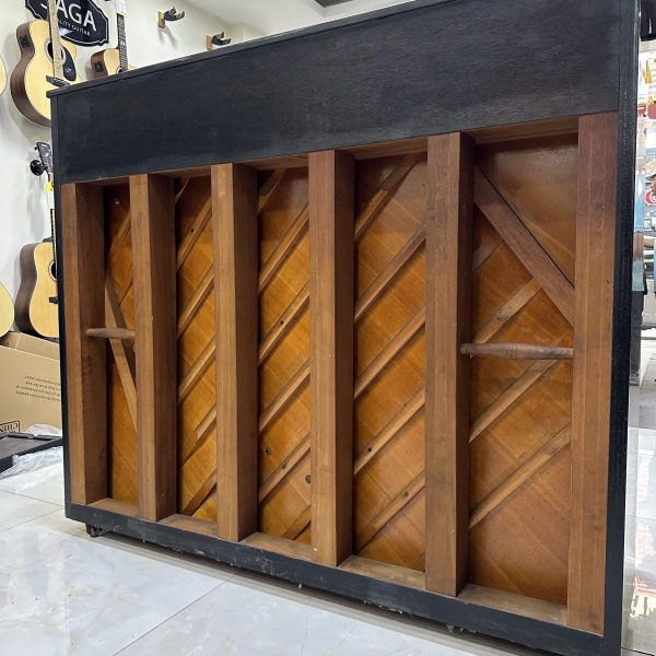 Đàn piano cũ YAMAHA U3E