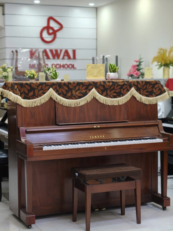 Đàn Piano Yamaha W102