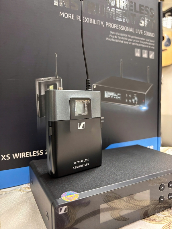 Bộ Thu Nhạc Cụ Không Dây Sennheiser XSW-2 CI1-A