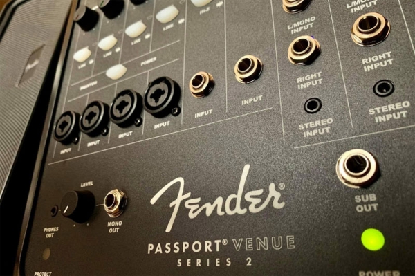 Loa Fender Passport Venue 600W S2