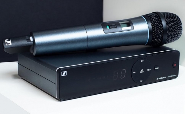 Micro Sennheiser XSW 1-835