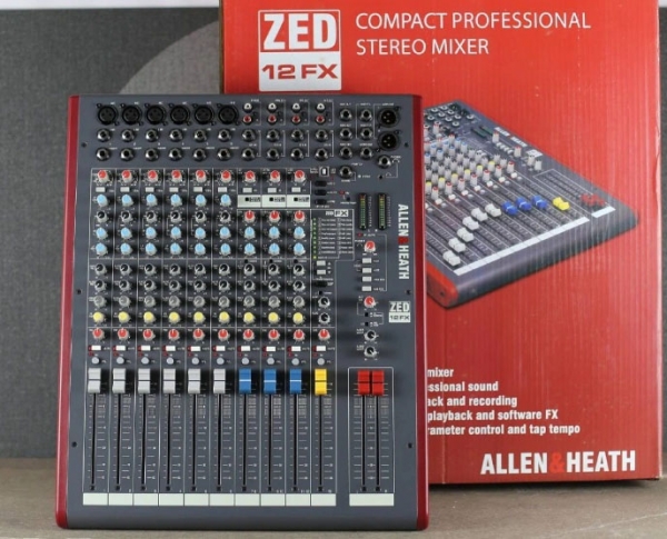 Mixer Allen&Heath ZED-12FX