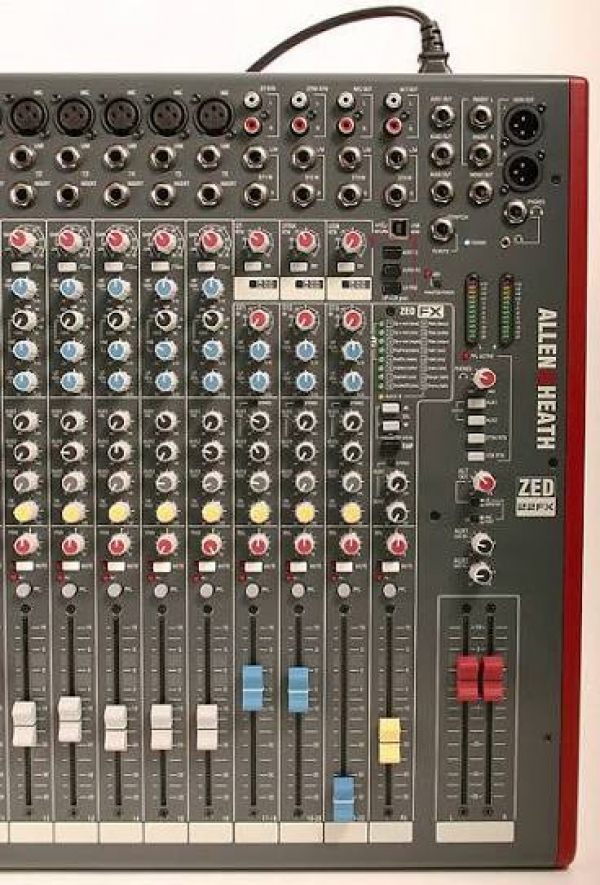 Mixer Allen&Heath ZED-22FX