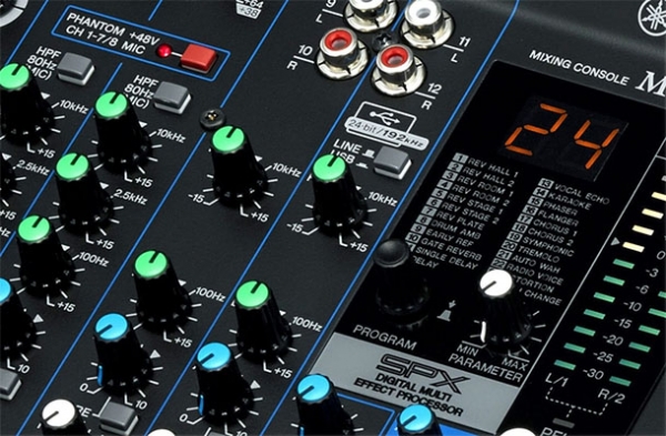 Mixer Yamaha MG12XU