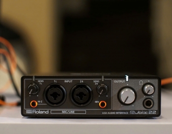  Roland RUBIX-22