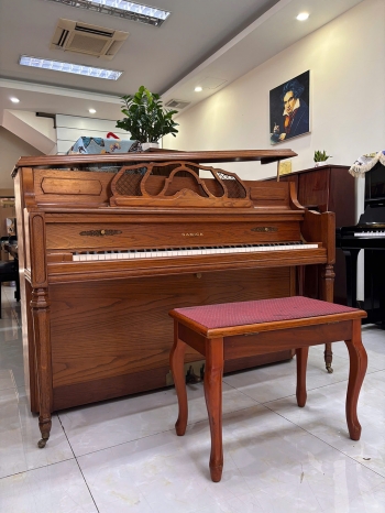  Piano Samick SC502A